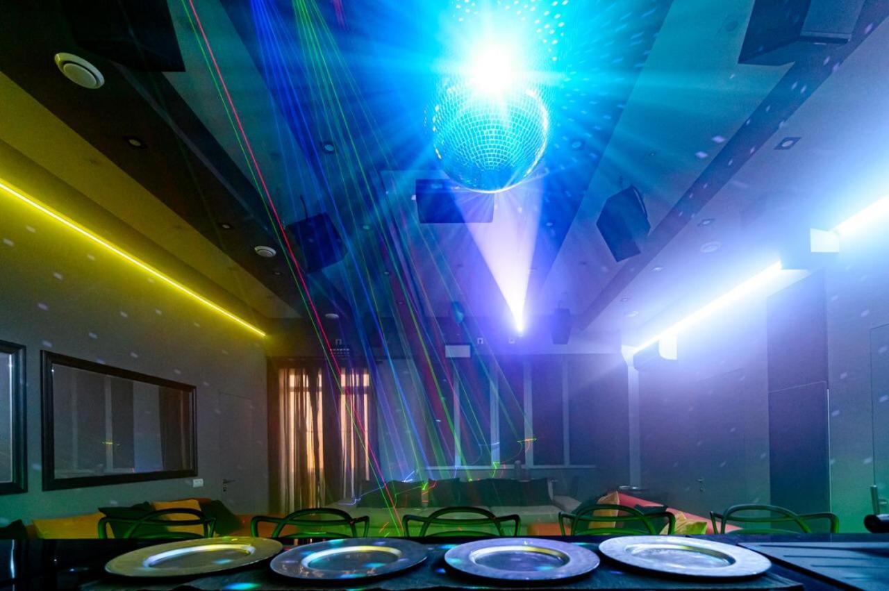 Party Luxury 3Br Sea View Apartment In Arcadia Одеса Екстериор снимка